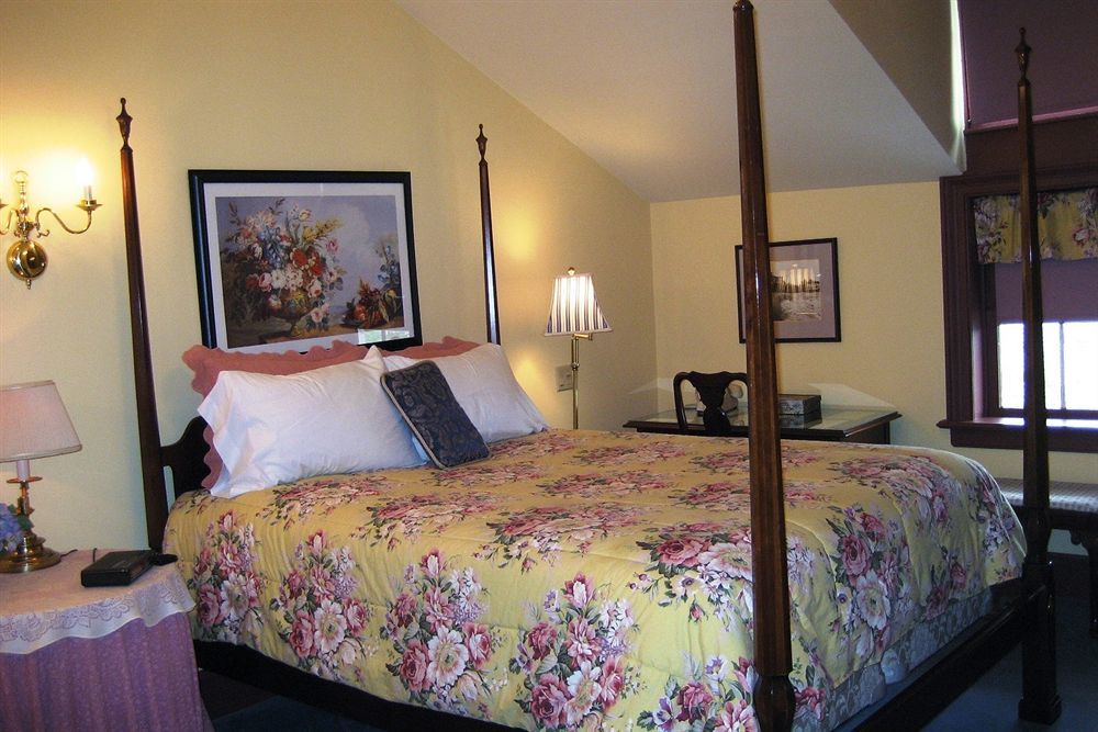 The Rochester Inn Sheboygan Falls Pokoj fotografie